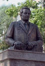 Памятник Е.Букетову